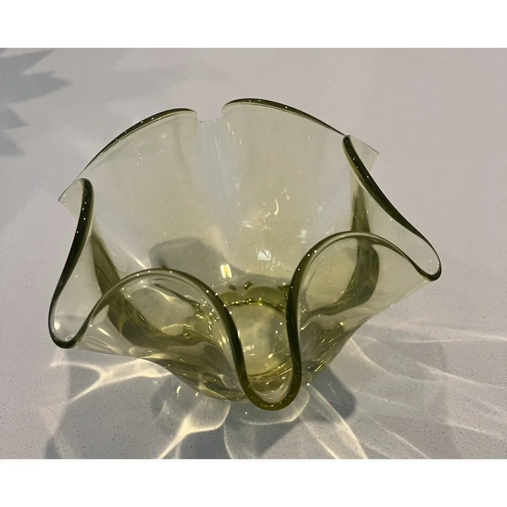 Vintage MCM Duncan Miller Lime Green‎ Ruffled Glass Dish Bowl Collectible